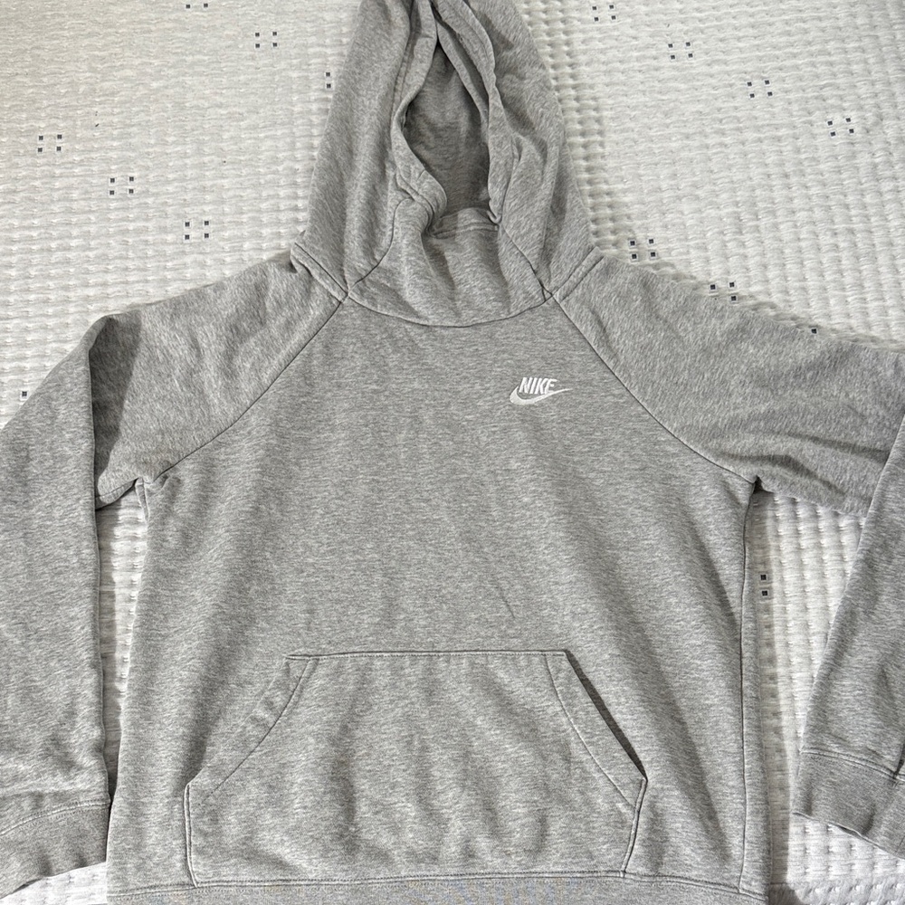 Nike Heather Gray Pullover Hoodie